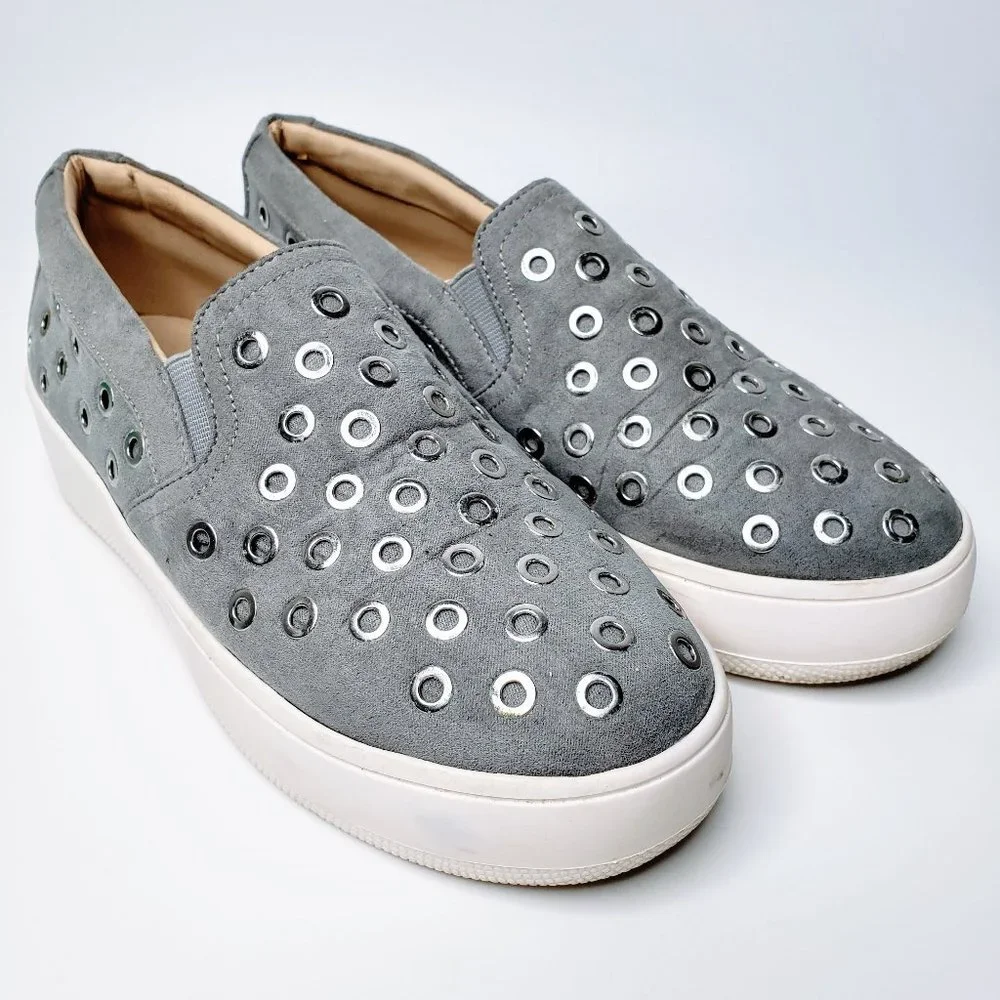 Steve Madden Belit Grommet Deco Slip‎ On Shoes